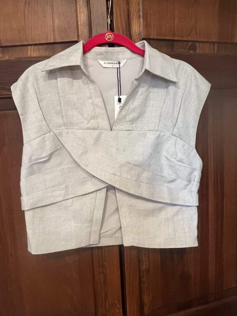 Commence NWT Sleeveless Cross-Front Crop Top - Picture 6 of 12